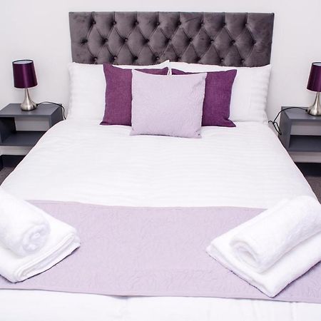Homestay In Birmingham Sleeps 8 - Free Parking & Wifi Ngoại thất bức ảnh