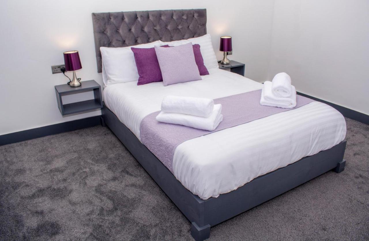 Homestay In Birmingham Sleeps 8 - Free Parking & Wifi Ngoại thất bức ảnh